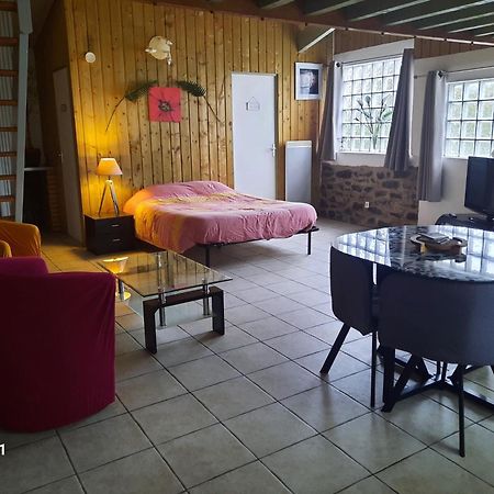Gîte de la Nouasse Québriac Extérieur photo